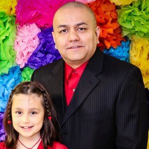 Meet your Posher, Luis